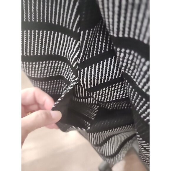 Chico's Jacket Knit Jacquard Black White Striped Pockets Women's Medium - Picture 7 of 7